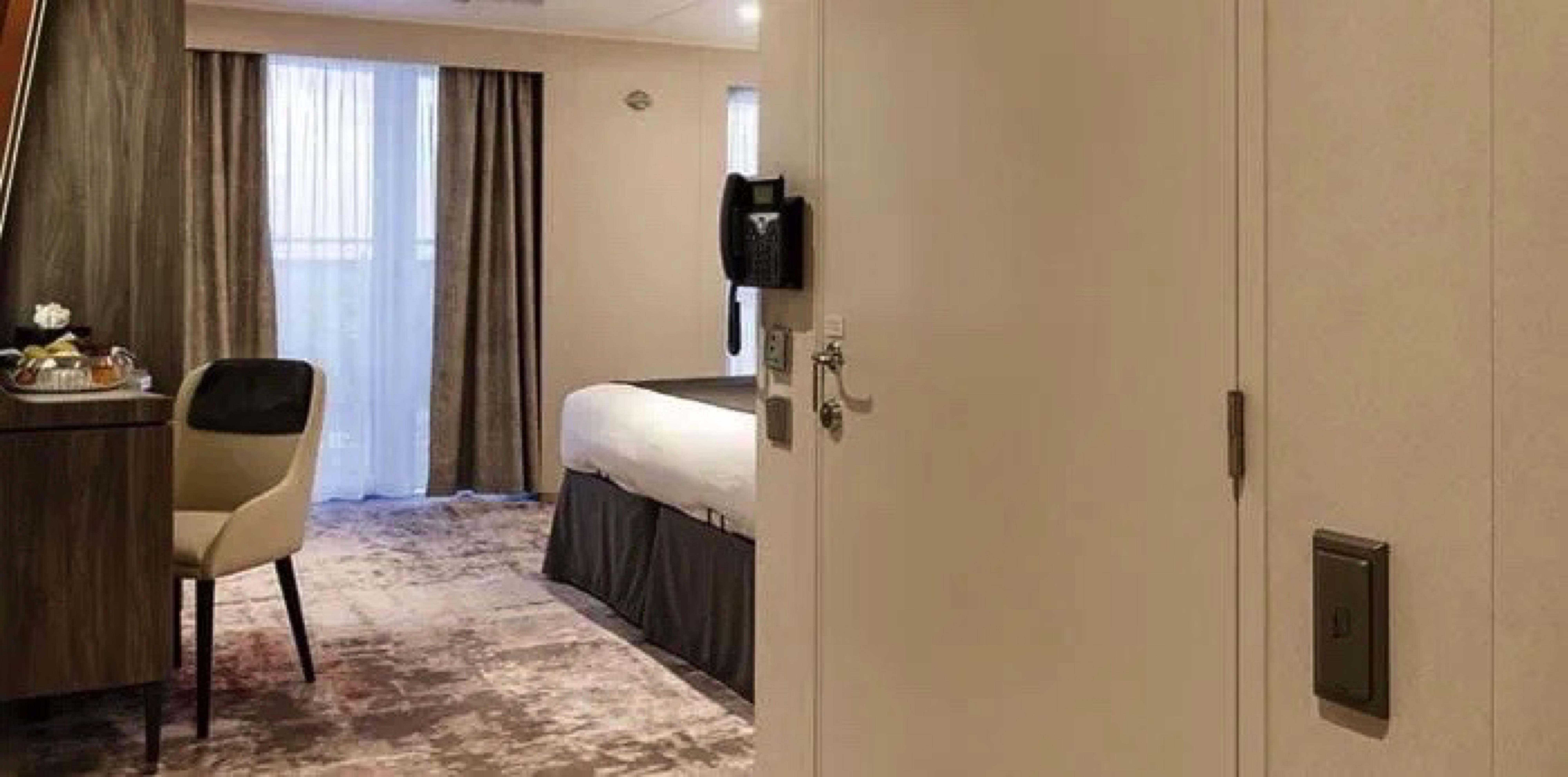 Adapted Deluxe Balcony Cabin